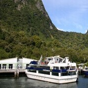  ׷Ͽ Milford Sound