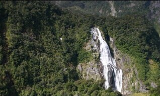  ׷Ͽ Milford Sound